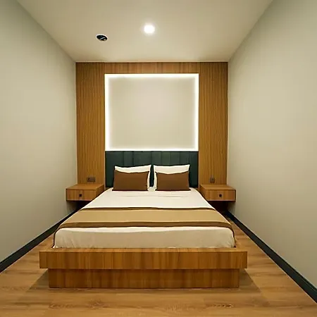 Sever Hotel *